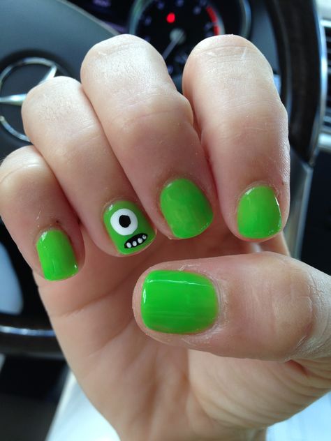 Monsters Inc/ Monsters University Mike Wazowski Gelish Nails Boo Monsters Inc Nails, Mike Wazowski Nail Art, Monster Ink Nails, Mike Wazowski Nails, Monster University Nails, Monster Inc Nails, Gold Glitter Nails, Black Acrylic Nails, Mike Wazowski