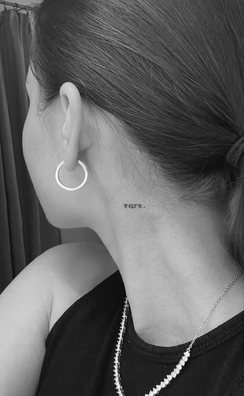 Font Tato, Tato Minimal, Side Neck Tattoo, Small Girly Tattoos, Neck Tattoos Women, Small Pretty Tattoos, Petite Tattoos, Small Hand Tattoos, Classy Tattoos