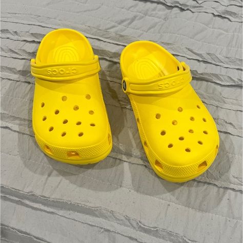 Yellow Women’s Crocs *Brand New* Yellow Crocs, Dream Wishlist, Funny Story, Shoe Inspo, Crocs Shoes, Funny Stories, Christmas List, Me Too Shoes, Influencer