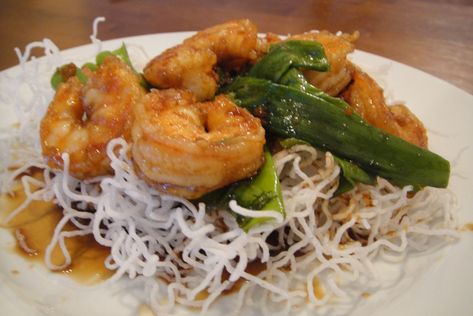 mongolian shrimp...gotta make this!!! Mongolian Shrimp, Panda Express Walnut Shrimp Recipe, Honey Walnut Shrimp Recipe Panda Express, Moo Shu Shrimp, Salt And Pepper Shrimp Chinese, Pf Changs, Seafood Entrees, Shrimp Dishes, Japanese Dishes