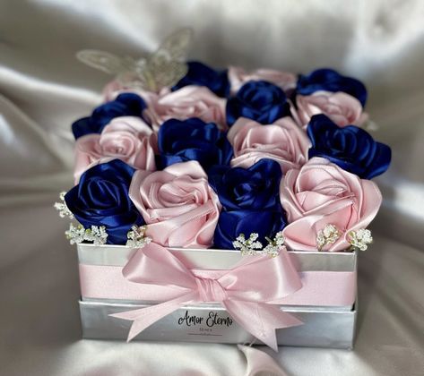 Ribbon Flower Centerpieces, Eternal Flower Bouquet, Satin Bouquet, Forever Flower Bouquets, Box Of Flowers, Satin Flowers Diy, Ribbon Rose Bouquets, Ribbon Flowers Bouquet, Disco Party Decorations