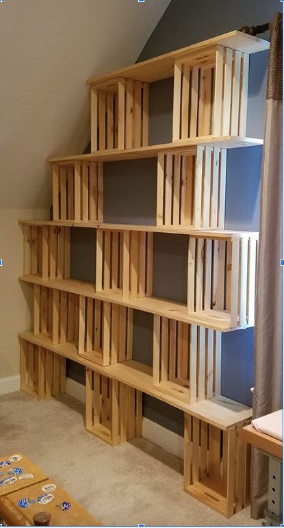 Easy Bookcase Diy, Wrap Around Shelving, Diy Crate Shelves, Unique Book Storage Ideas, Diy Shelving Ideas Storage, Diy Bookshelf Desk, Diy Storage Shelves Bedroom, Box Shelving Ideas, Teen Room Storage Ideas