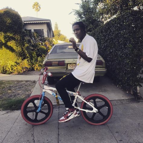 BMX Flacko Asap Rocky Fashion, Lord Pretty Flacko, Mode Hip Hop, Pretty Flacko, Estilo Kylie Jenner, A$ap Rocky, Bike Wear, Asap Rocky, Fire Fits