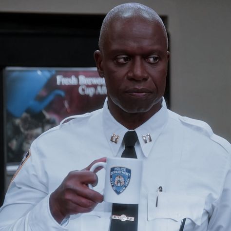 Raymond Holt Icon, Captain Holt, Raymond Holt, Andre Braugher, Brooklyn 9 9, Brooklyn 99, Icon Icon, Brooklyn Nine Nine, Tv Characters