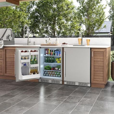 Refrigerator Ideas, Popsicle Stick Crafts House, Coastal Cottage Decorating, Kitchen Modular, Outdoor Kitchen Appliances, Kitchen Appliances Refrigerators, Freestanding Kitchen, Patio Kitchen, Stainless Steel Refrigerator