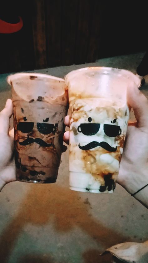 Milktea Prank Pictures, Big Brew Milk Tea Prank, Milktea Aesthetic, Milk Tea Aesthetic, Alcoholic Snapchat, Food Pranks, Map Sketch, Hands Aesthetic, Cats Pictures