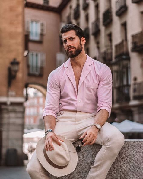 Pastel Mens Outfits, Pink Formal Outfit Men, Pink Shirt Outfit Men, Dracula Musical, Dresscode Ideas, Italy Spring Outfits, Pink Outfit Men, Maui Photoshoot, Pink Shirt Outfit