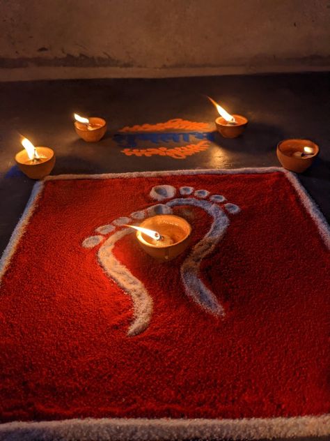 Beautiful simple Rangoli with laxmi mata ke pao Rangoli With 3 Colours, Laxmi Pujan Rangoli Design Simple Latest, Rangoli Designs In Circle, Rangoli For Laxmi Pooja, Laxmi Mata Rangoli Designs, Laxmi Mata Rangoli, Laxmi Puja Rangoli, Laxmi Pooja Rangoli, Laxmi Rangoli