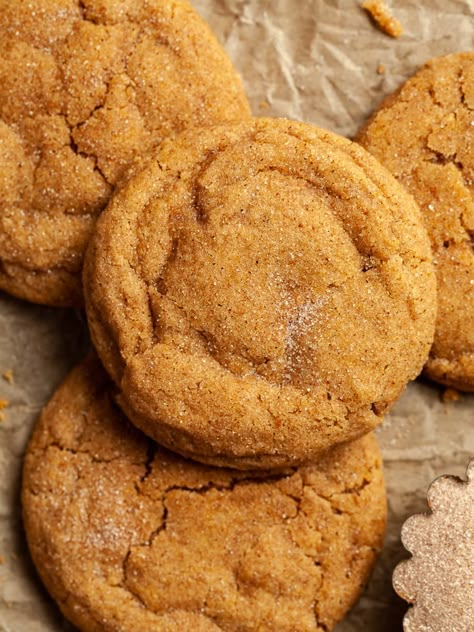 Vegan Ginger Molasses Cookies, Biscoff Recipes, Bar Desserts, Pumpkin Snickerdoodles, Ginger Molasses Cookies, Cookie Butter, Butter Cookies Recipe, Coffee Cakes, Summer Dishes