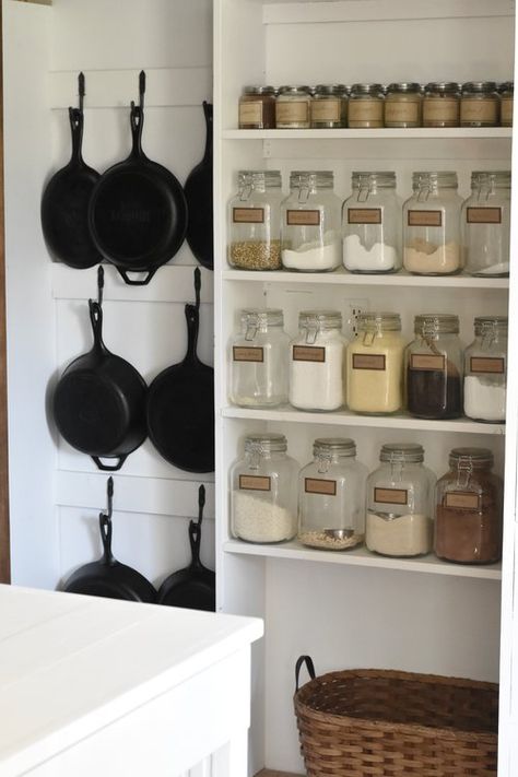 Pan Storage Diy, Wall Storage Diy, Pot Hooks, Cookware Storage, Kitchen Wall Storage, Kitchen Storage Hacks, Tiny House Kitchen, Diy Kitchen Storage, Pot Rack