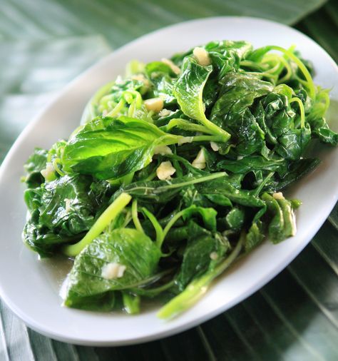 Sautéed Spinach with Ginger - Dale's Sauteed Spinach with Ginger Candida Recipes, Candida Diet Recipes, Sauteed Greens, Garlic Spinach, Fat Flush, Candida Diet, Sauteed Spinach, Idee Pasto Sano, Greens Recipe