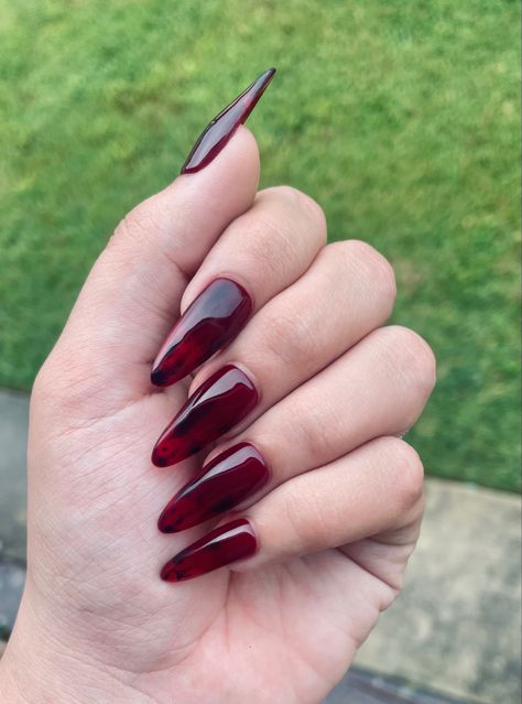 Gelx Apres Nail Designs Almond, Marvel Oc, Romantic Nails, Nail Time, Red Nail Designs, Simple Nail Art Designs, Gel Art, Simple Nail, Art Halloween