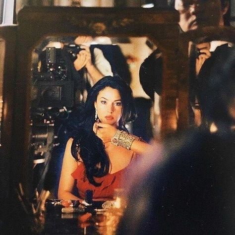 Mba Photoshoot, Terrence Loves You, Haikou, Dark Feminine Aesthetic, Monica Bellucci, Role Model, Feminine Aesthetic, Beauty Icons, Old Money Aesthetic