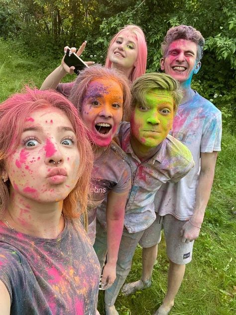 Holi Story, Holi Pictures, Free Spirit Aesthetic, Eighteenth Birthday, Church Camp, Holi Festival, Summer Games, Summer Plans, Bff Pictures