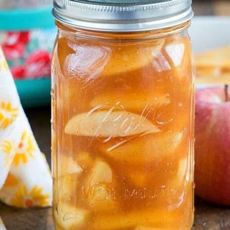 Pressure Cooker Apple Pie Filling - The Typical Mom Instant Pot Apple Pie Filling, Instant Pot Apple Pie, Easy Apple Pie Filling Recipes, Multicooker Recipes, Easy Apple Pie Filling, Apple Pie Filling Recipe, Instapot Meals, Apple Pie Bread, Apple Pie Filling Recipes