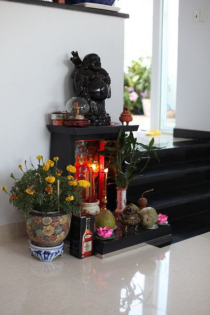 Buddhist Altar Home, Buddhist Home, Altar Inspiration, Sacred Space Altar, Religious Altars, Buddhist Shrine, Buddhist Altar, Meditation Altar, Pagan Altar