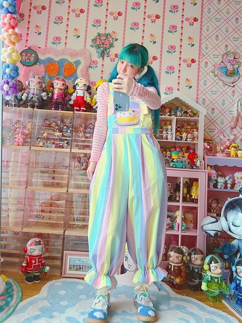 Pastel Kidcore Outfits, Cybr Grl, Clowncore Fashion, Clowncore Outfit, Kidcore Outfit, Kidcore Fashion, Pastel Kidcore, Outfits Pastel, Soft Kidcore