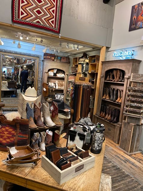 Boot Display Retail, Cowboy Boot Display Ideas, Hat Store Display Retail Design, Small Western Boutique, Tack Shop Display Retail Stores, Western Retail Display Ideas, Western Store Decor, Tack Store Display Ideas, Western Store Ideas