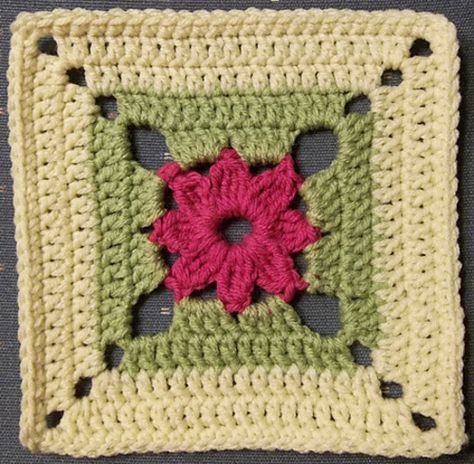 Crochet Blanket Stitch Pattern, Crochet Square Blanket, Crochet Granny Square Blanket, Crochet Blocks, Crochet Square Patterns, Granny Squares Pattern, Crochet Motifs, Granny Square Crochet Pattern, Square Patterns