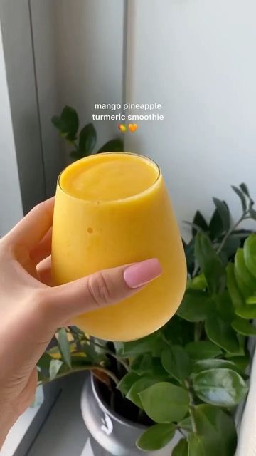 Food l Smoothie l Diet on Instagram: "Mango pineapple turmeric 🥭🧡 This was a new recipe I tried for the first time yesterday, and it was so good. The perfect refreshing tropical recipe for the summer! 🧡 ingredients: - frozen mango - frozen pineapple - ginger - turmeric (I used a paste but powder is fine) - collagen powder (optional) - orange juice - coconut water Let me know if you try it out! Enjoy so stay tuned and follow for more! 🧡 - Cre: amydubeau #smoothierecipes #smoothies #healthyrecipes #thatgirlaesthetic #selfdevelopmentjourney #healthylifestyle #vancouver #lifestyleblogger #wellness #lifestyleinfluencer #lifestyleinspo #vancouverblogger #yvr" Coconut Water Smoothie, Smoothie Guide, Best Healthy Smoothie Recipe, Turmeric Smoothie, Frozen Mango, Tropical Food, Mango Pineapple, Nutritious Smoothies, Smoothie Detox