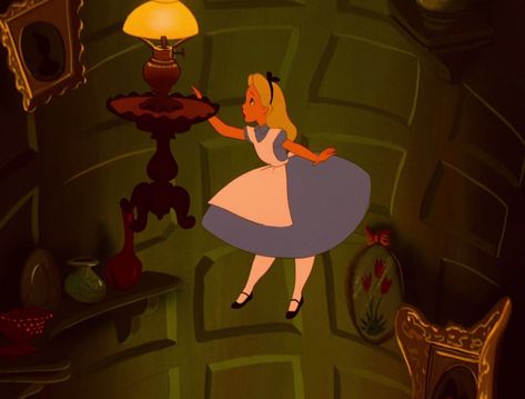 Alice In Wonderland Animated, Alice In Wonderland Bedroom, Alice In Wonderland Cartoon, Alice In Wonderland Room, Alice In Wonderland 1951, Alice In Wonderland Aesthetic, Alice In Wonderland Disney, Disney Version, Disney Rooms