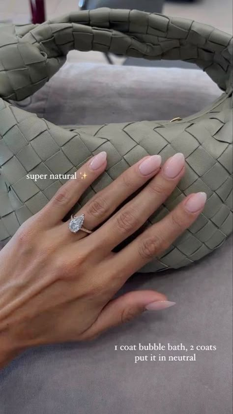 Wedding Nail Colors For Bride, Acrylic Nails With Clear Polish, Paige Lorenze Nails, Medium Dip Nails, White Oval Nails Acrylic, Neutral Nails Oval Shape, Natural Nails Nail Polish, Light French Manicure, Bride Dip Nails