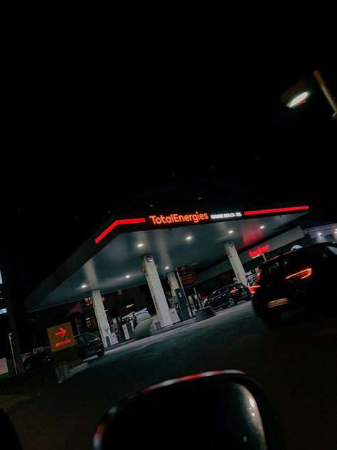 Gas station night Service Station Aesthetic, Gas Station At Night Aesthetic, Gas Station Snapchat, Late Night Gas Station Aesthetic, Gas Station At Night, Gas Station Pics, Gas Station Aesthetic, Gas Station Photoshoot, Lost Innocence