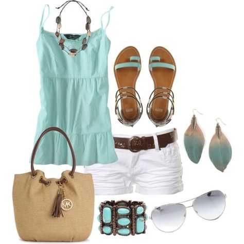 Summer Outfit-make the shorts a little longer and add a t-shirt or something to the top! Mode Rockabilly, Flat Pumps, Summer Fashion Outfits, Cute Summer Outfits, Outfit Summer, Short Shorts, Summer Clothes, Spring Summer Outfits, Kate Middleton