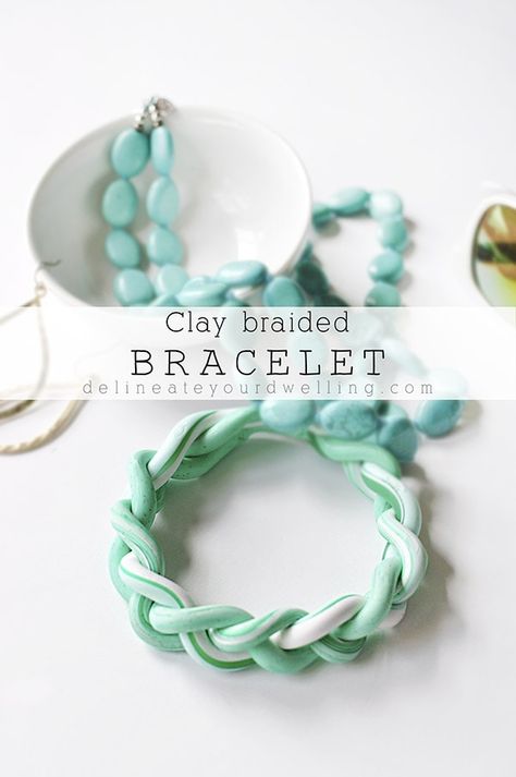 Fimo Clay Crafts, Clay Art For Kids, Boho Jewelry Diy, Polymer Clay Bracelet, Diy Braids, Handmade Jewelry Bracelets, Clay Bracelet, Polymer Crafts, Clay Ornaments