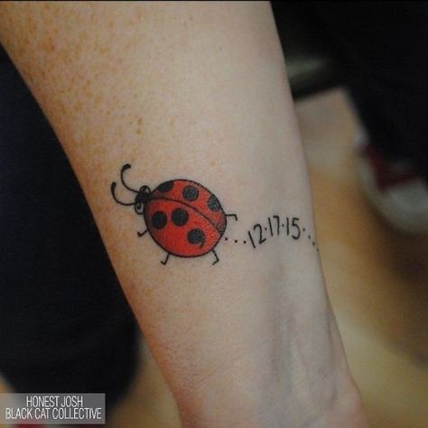 Ladybird Tattoo, Ladybug Tattoos, Fingerprint Tattoos, Cat Tattoo Ideas, Ladybug Tattoo, Amazing 3d Tattoos, Butterfly Tattoo On Shoulder, Tiny Wrist Tattoos, Magic Runes