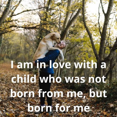 15 Best Dog Mom Quotes That Will Warm Your Heart - Labrador Loving Souls Puppies Names Female, Labrador Quotes, Dog Mom Quotes, Cute Dog Quotes, Puppy Quotes, Dog Lover Quotes, Dog Quotes Love, Me And My Dog, Dog Parents