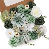 Diy Wedding Bouquets, Diy Bridal Bouquet, Bridal Shower Centerpieces, Bridal Decorations, Foam Roses, Diy Bridal, Diy Wedding Bouquet, Wedding Bridal Bouquets, Silk Roses