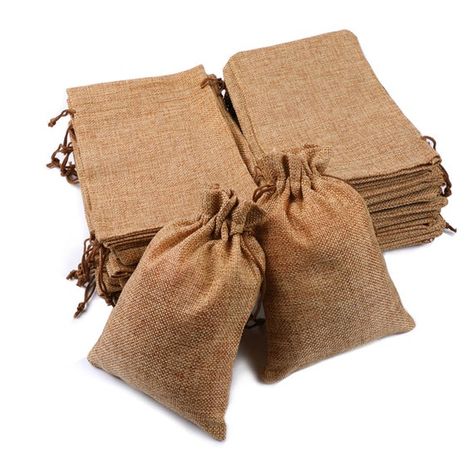 25 50 100 pcs Wedding Favor Hessian Burlap Jute Linen Favor Gift Bags Drawstring Jewelry Pouch Weddi Burlap Wedding Favor Bags, Wedding Party Favors Diy, Diy Craft Christmas, Burlap Party, Party Favors Diy, Craft Christmas Presents, Burlap Gift Bags, Hessian Bags, Drawstring Gift Bag