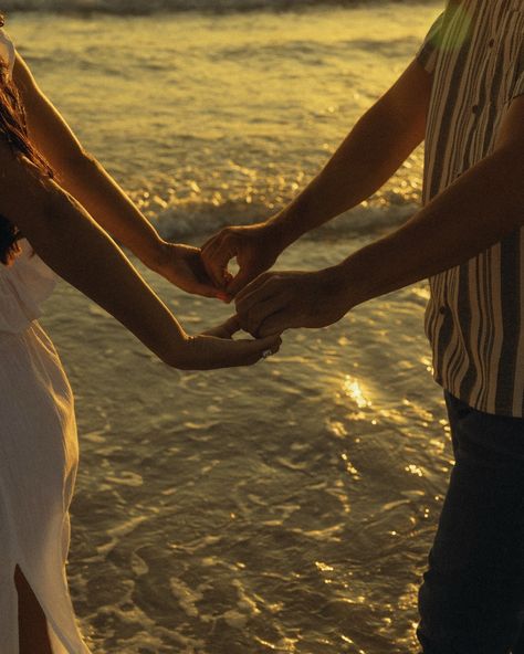 golden hour Keywords: storytelling cinematic engagements sailboat proposal couples Tampa St. Petersburg #tampaproposal #stpeteproposal #tampaengagement #stpeteengagement #stpetephotographer #tampaphotographer #storytellingphotographer #cinematicphotographer #tampaelopement #stpeteelopement @scrlgallery #scrl #scrlgallery Sailboat Proposal, Tampa Bay, St Petersburg, Golden Hour, Elopement, Storytelling, Tampa, Photographer, Quick Saves