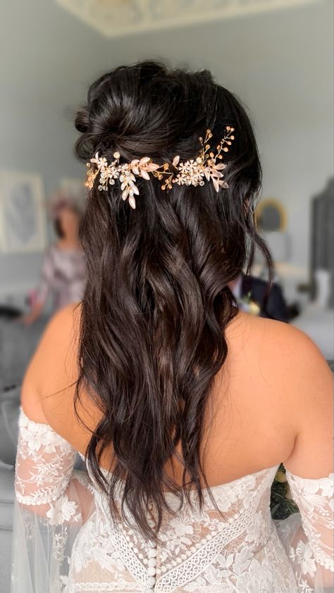 Boho Wedding Hairstyles Dark Hair, Half Up Half Down Wedding Hair Dark Brown, Dark Wedding Hair Down, Boho Wedding Hair Brunette Half Up, Wedding Hair Down With Headpiece, Wedding Hairstyles Brunette Half Up, Glad Up Half Down Wedding Hair, Boho Bride Hairstyles Half Up, Bridal Hair Down Brown