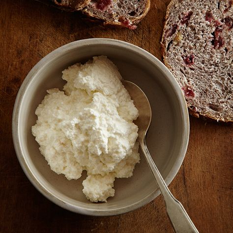 Pour 3 tablespoons of white vinegar into a large saucepan of 2 quarts hot milk and 1 cup cream. ... Fresh Ricotta Recipe, Homemade Staples, Shortcake Recipes, Ricotta Dessert, Vegan Strawberry Shortcake, Quinoa Pancakes, Fresh Ricotta, Roasted Rhubarb, Homemade Ricotta