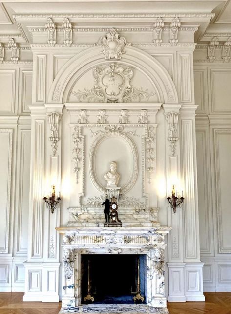 Chateau Fireplace, Renovated Chateau, Fancy Fireplace, Two Story Fireplace, Baroque Interior Design, Elegant Mantel, Elegant Fireplace, Luxury Fireplace, Country Fireplace