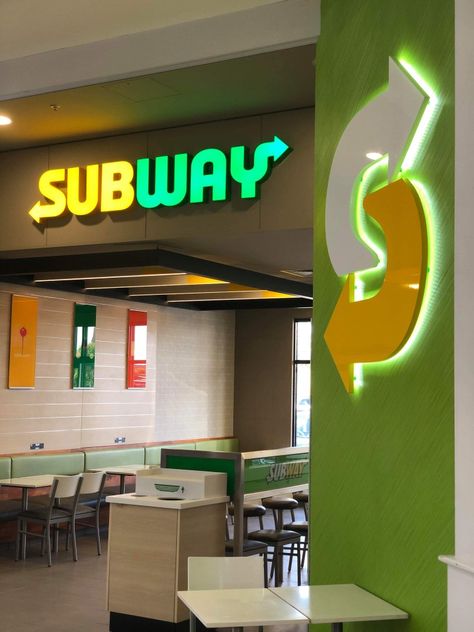 Shopfitting Ideas, Subway Store, Subway Food, Subway Restaurant, Food Retail, Ideas Food, Shop Fittings, Food Store, Retail Store