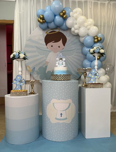 Simple Baptism Decorations, Baby Boy Baptism Decorations, Baptism Decorations Boy, Recuerdos Primera Comunion Ideas, Prince Birthday Party, Diy Birthday Banner, First Communion Decorations, Communion Decorations, Quince Decorations