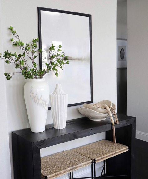 small entryway ideas Small Entryway Ideas, Foyer Paint, Foyer Wall Decor, Waterfall Console, Entrance Foyer Design, Small Entryway Table, Narrow Entryway Table, Foyer Wall, Small Foyer