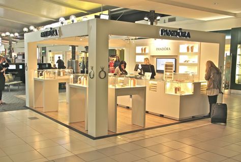 Airport Shopping, Visual Merchandising Displays, Store Window Displays, Kiosk Design, Store Windows, Exhibition Booth Design, Retail Store Design, Education Design, Retail Interior