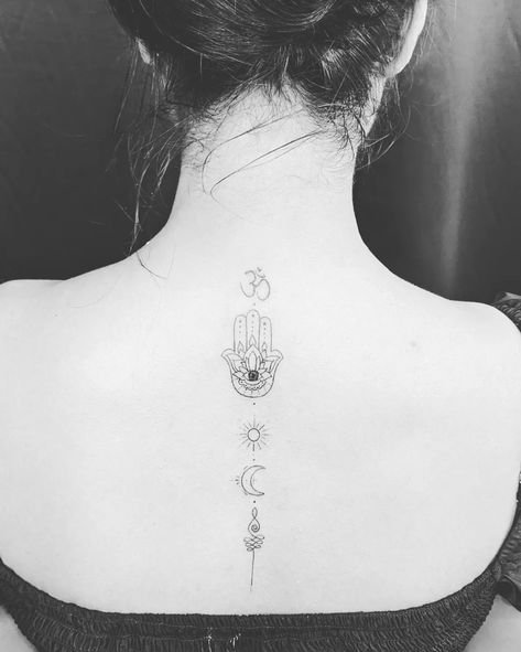 Hamsa Hand Spine Tattoo, Hamsa Hand Evil Eye Tattoo, Hamsa Hand Back Tattoo, Hamsa Unalome Tattoo, Anulom Tattoo, Hamsa Spine Tattoo, Hamsa Tattoo Back, Hamsa Back Tattoo, Hamsa Tattoo Design For Women