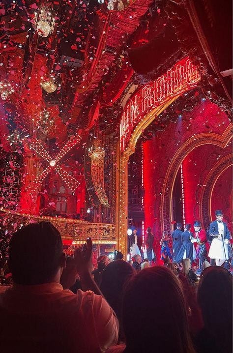 moulin rouge Moulin Rouge Wallpaper, Moulin Rouge Broadway, Moulin Rouge Costumes, Red Stuff, Dance Ideas, Aaron Tveit, Cindy Kimberly, Musical Theatre, Cartoon Cat