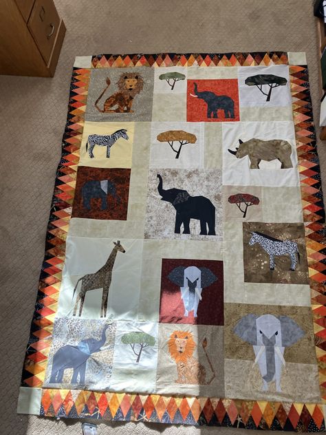 Final Safari !!!!! - WeAllSew Jungle Quilt, Note Pad Covers, African Safari, Birthday Cupcakes, Sewing Inspiration, Free Pattern, Quilting, Blog Posts, Sewing