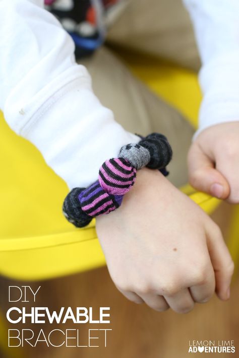 DIY Chewable Bracelet for Kids who Chew Everything Fidget Crochet, Sensory Diy, Sensory Bracelet, Career Passion, Diy Teething Necklace, Diy Fidget Spinner, Fundraising Crafts, Diy Sensory Toys, Sensory Necklace