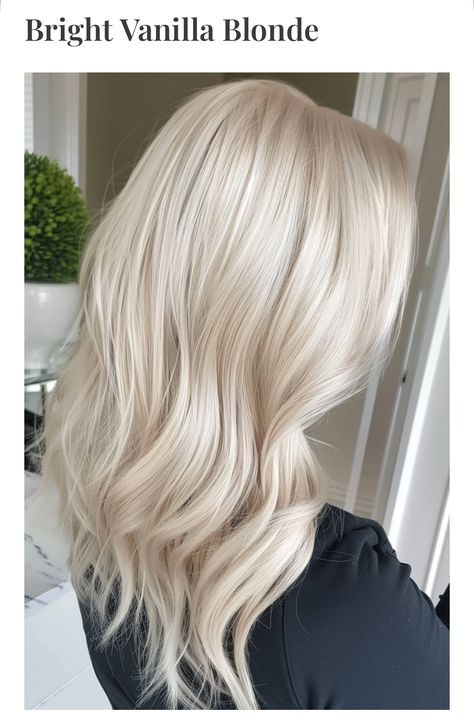 Creamy Pearl Blonde Hair, Balletcore Hair, Warm Blonde Hair Color, All Over Blonde Hair Color, Creamy Vanilla Blonde Hair, Vanilla Blonde Hair, Creamy Blonde Hair, Cream Blonde Hair, Light Blonde Balayage