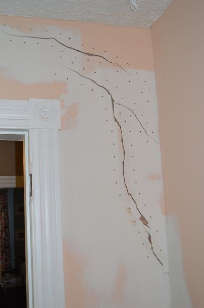 how to repair a large crack in plaster, diy, home maintenance repairs, how to, wall decor, Start by Drilling 5 16 holes 1 or 2 inches from the crack and about 3 inches apart Use a Masonry Bit Plaster Repair, Easy Home Improvement Projects, Wall Repair, Easy Home Improvement, House Repair, Dry Wall, Drywall Repair, Home Fix, Plaster Walls