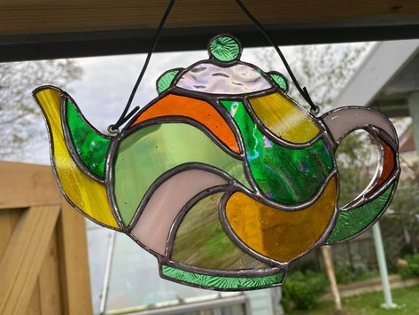 Stained Glass Teapot, Stained Glass Gifts, Stained Glass Door, Glass Teapot, Making Stained Glass, Stained Glass Suncatchers, Art Stained, Stained Glass Diy, Glass Kitchen