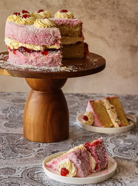 Strawberry Lamington Cake – The Tocka Blog Gourmet Birthday Cake, Interesting Cake Recipes, Vintage Mini Cake, Fruity Cake Recipes, Lamington Cake Recipe, Raspberry Cakes, Lamington Cake, Pretty Baking, Strawberry Chocolate Cake