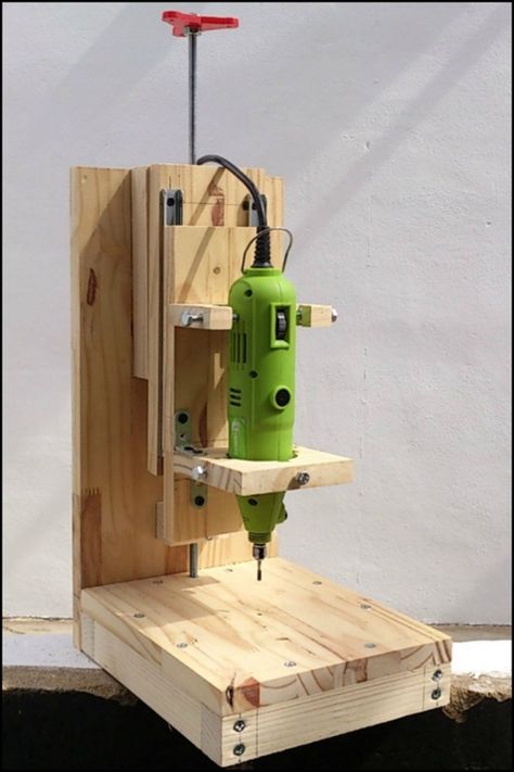 sandy Dremel Projects, Diy Workshop, Homemade Tools, Wood Tools, Drill Press, Woodworking Jigs, Teds Woodworking, Woodworking Tips, Dremel